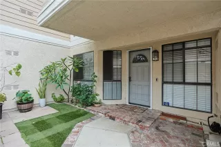 Photo #2: OC26108786 Listing