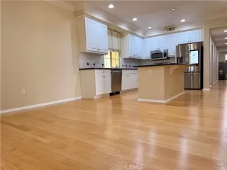 Photo #6: OC26108885 Listing 