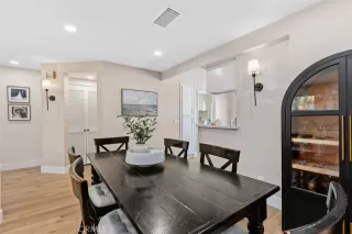 Photo #5: OC26109023 Listing