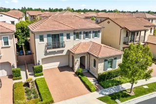 Photo #2: OC26109384 Listing