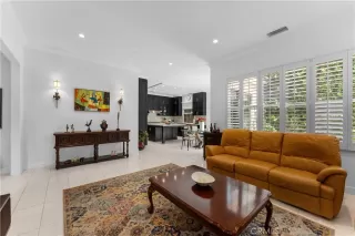 Photo #6: OC26109384 Listing
