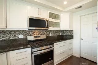 Photo #4: OC26109934 Listing