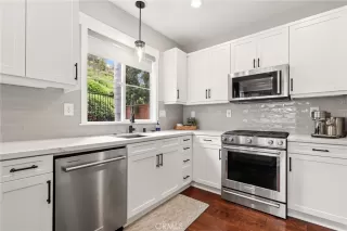 Photo #1: OC26110163 Listing