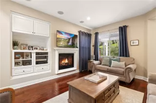Photo #6: OC26110163 Listing