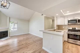 Photo #3: OC26110354 Listing 