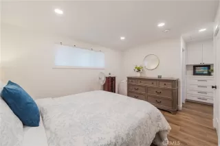 Photo #6: OC26110430 Listing 