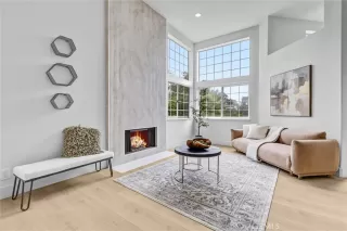 Photo #4: OC26110467 Listing
