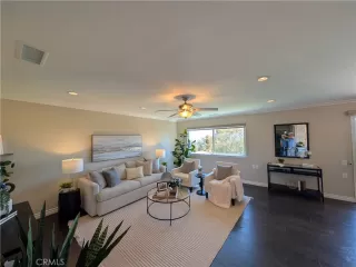 Photo #5: OC26110535 Listing 