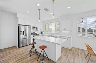 Photo #3: OC26110713 Listing 
