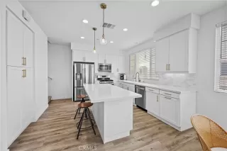 Photo #4: OC26110713 Listing 