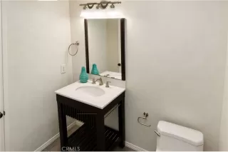 Photo #4: OC26110837 Listing