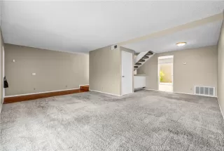 Photo #5: OC26110891 Listing 