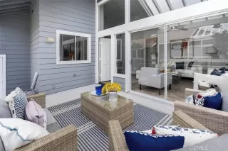 Browse active condo listings in BAYRIDGE