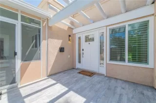Photo #4: OC26111177 Listing