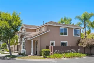 Photo #5: OC26111367 Listing 