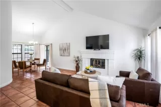 Photo #2: OC26111369 Listing