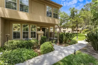 Photo #5: OC26111502 Listing