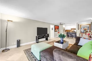 Photo #4: OC26111706 Listing