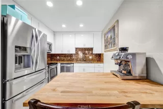Photo #6: OC26111706 Listing