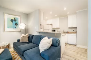 Photo #5: OC26111740 Listing