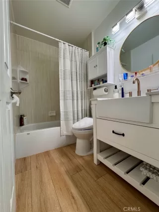 Photo #2: OC26111924 Listing