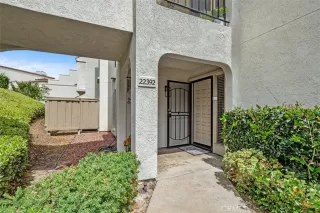 Photo #2: OC26112383 Listing 