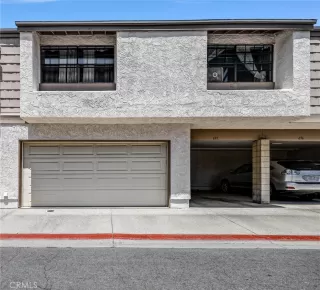 Photo #3: OC26112468 Listing