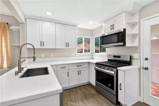 Photo #3: OC26113048 Listing 
