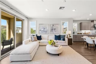 Photo #2: OC26113050 Listing 