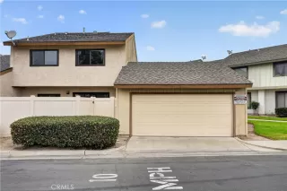 Photo #1: OC26113152 Listing