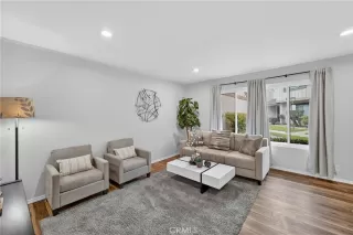 Photo #3: OC26113152 Listing