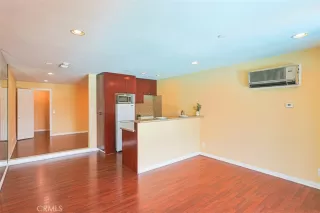 Photo #2: OC26113193 Listing 