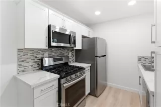 Photo #2: OC26113214 Listing