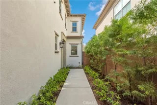Photo #3: OC26113405 Listing