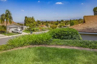 Photo #5: OC26113930 Listing