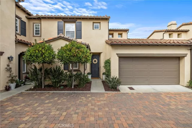 MLS: OC26114348 Condo For Sale
