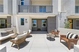 Photo #3: OC26114356 Listing 
