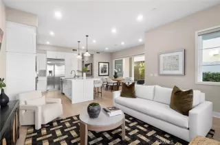 Photo #2: OC26114363 Listing 