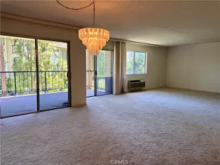 Photo #6: OC26114374 Listing