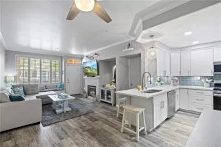 Photo #2: OC26114530 Listing