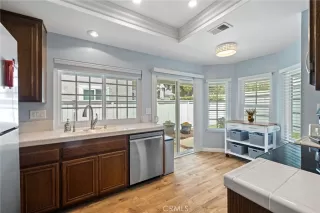 Photo #4: OC26114531 Listing
