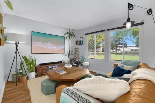 Photo #2: OC26114704 Listing