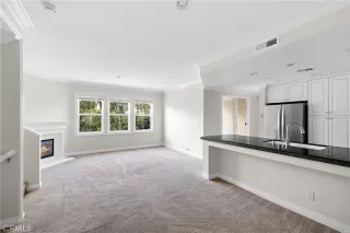 Photo #5: OC26114905 Listing 