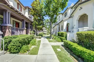 Photo #3: OC26114991 Listing