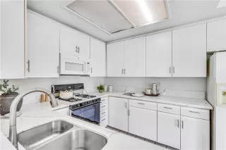Photo #4: OC26115184 Listing 