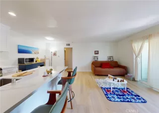 Photo #4: OC26115346 Listing