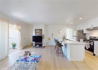 Photo #6: OC26115346 Listing