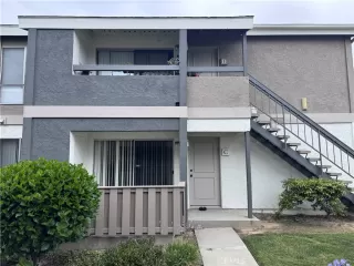 Photo #2: OC26115530 Listing 
