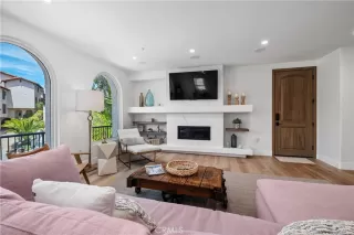 Photo #4: OC26116363 Listing
