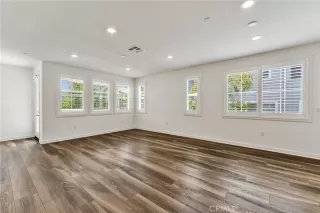 Photo #4: OC26116465 Listing 